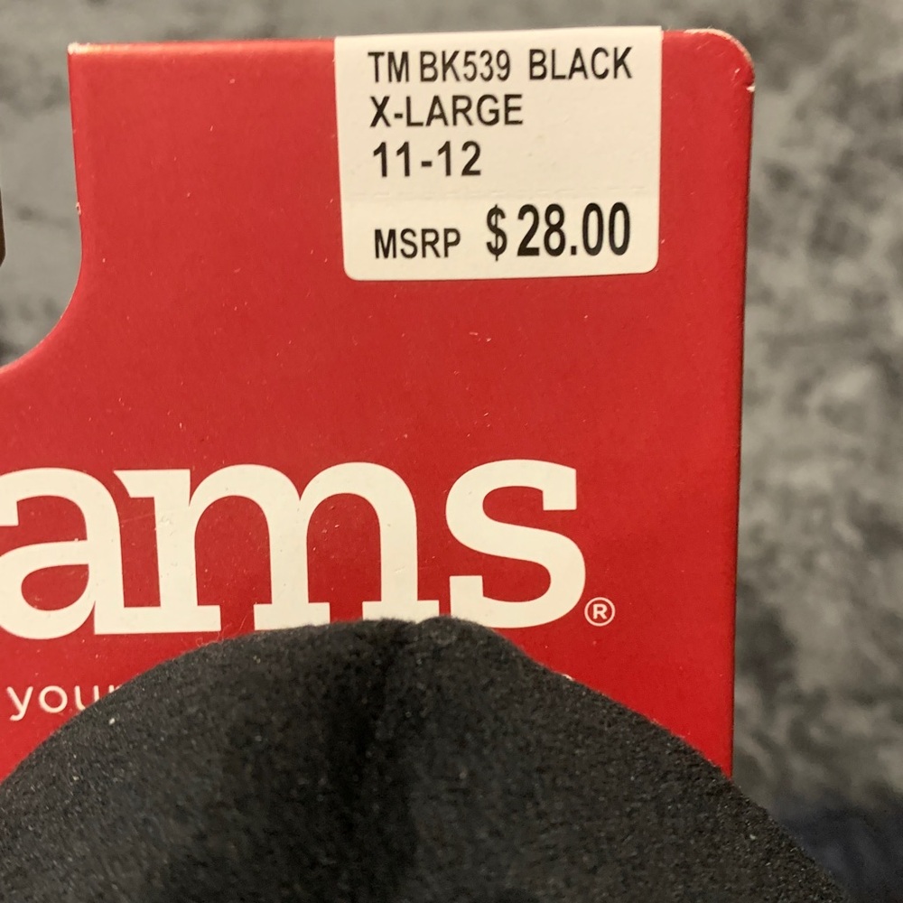 DEARFOAMS- Woman’s Black Plush Slip-On Slippers (XL) - Picture 2 of 7